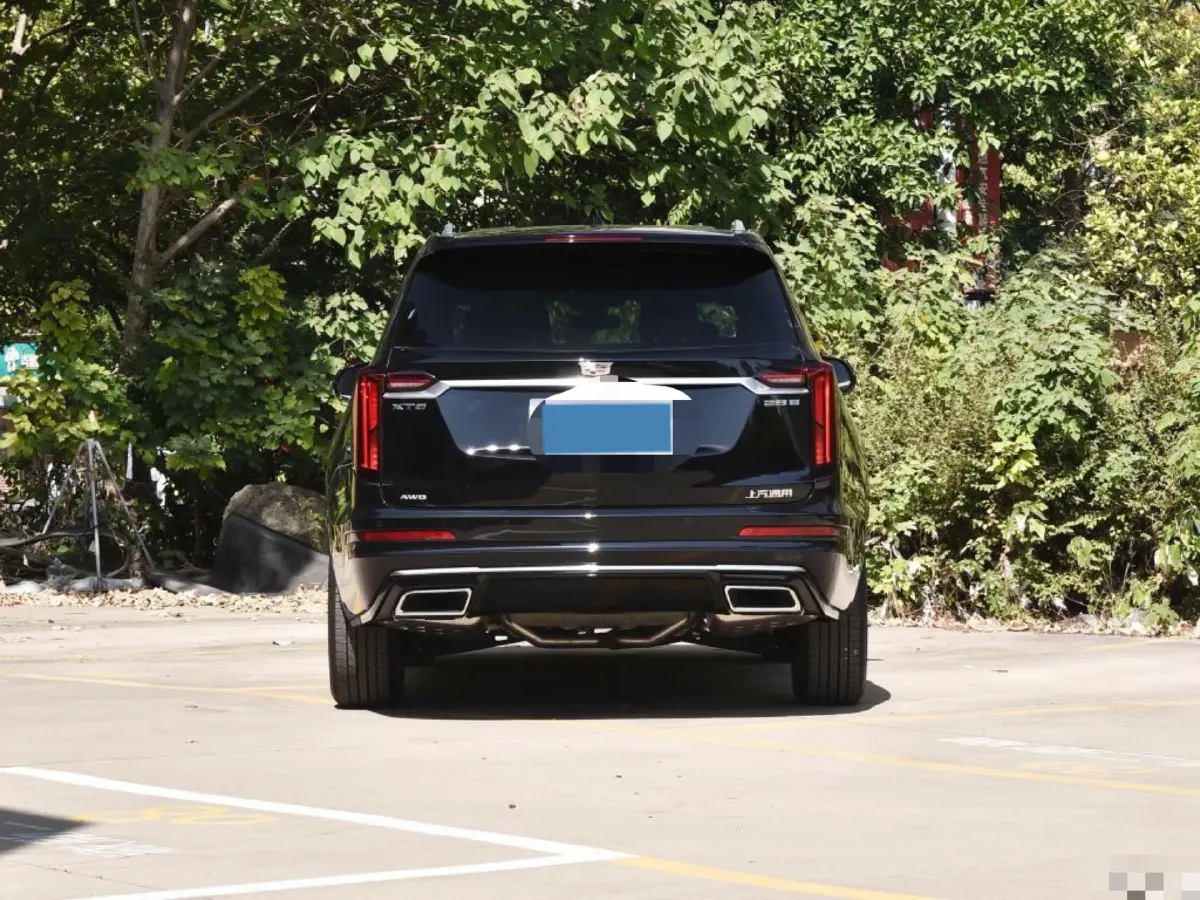 2022 Cadillac XT6 2.0T 237HP L4 9AT,autocango,china used car exporter,china ev exporter,chinese used car exporter,chinese used ev exporter