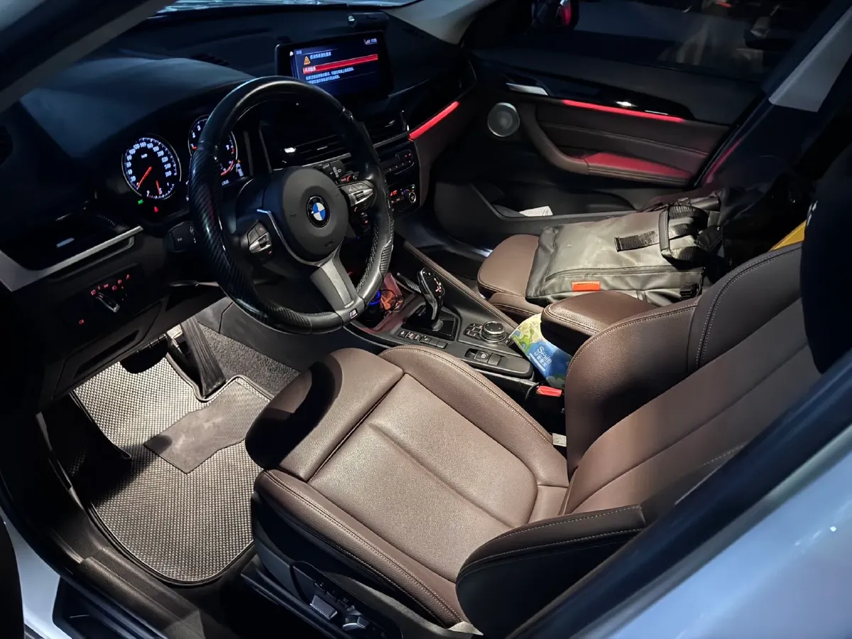 2021 BMW X1 2.0T 192HP L4 7DCT,autocango,china used car exporter,china ev exporter,chinese used car exporter,chinese used ev exporter