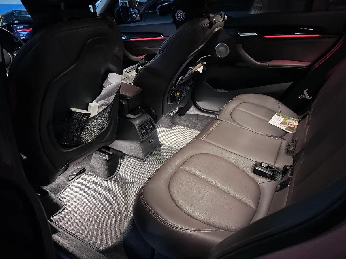 2021 BMW X1 2.0T 192HP L4 7DCT,autocango,china used car exporter,china ev exporter,chinese used car exporter,chinese used ev exporter