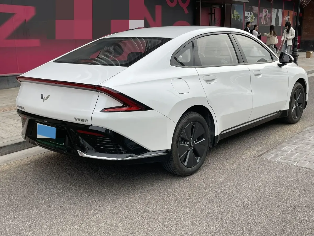 2023 WuLing XingGuang 1.5L 106HP L4 E-CVT PHEV 9.5KWH,autocango,china used car exporter,china ev exporter,chinese used car exporter,chinese used ev exporter