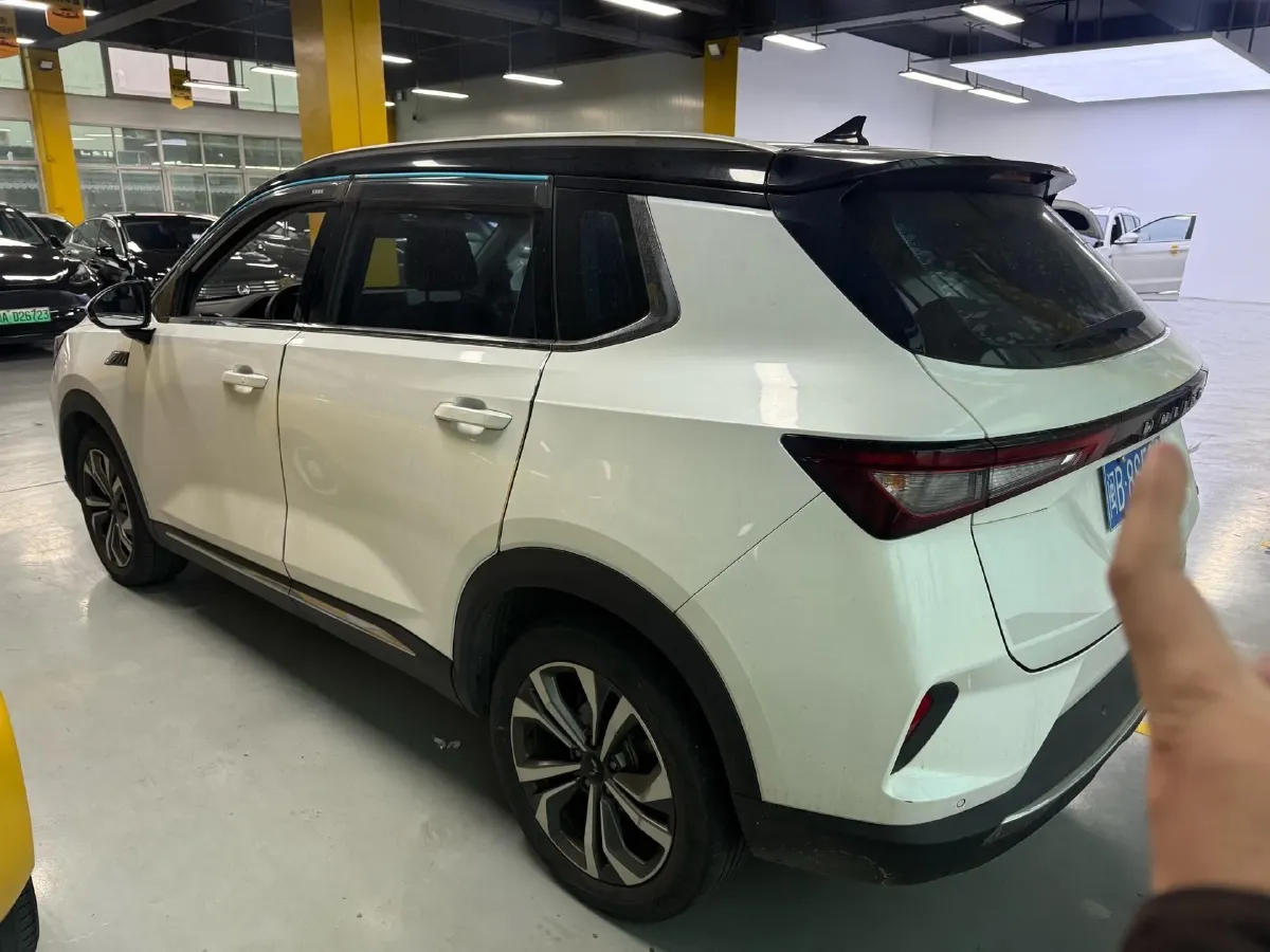 2021 WuLing XingChen 1.5T 147HP L4 CVT,autocango,china used car exporter,china ev exporter,chinese used car exporter,chinese used ev exporter