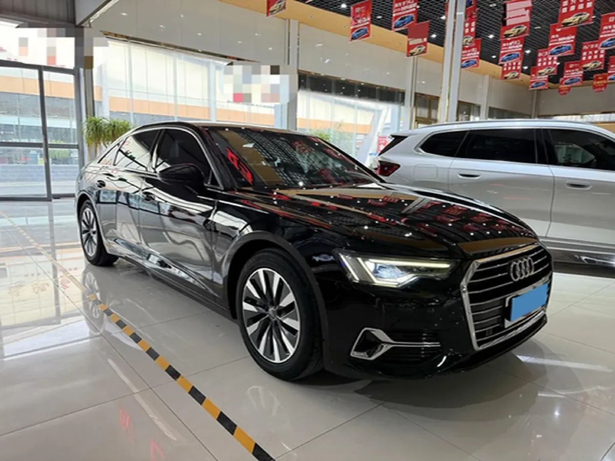 2020 Audi A6L 2.0T 224HP L4 7DCT,autocango,china used car exporter,china ev exporter,chinese used car exporter,chinese used ev exporter