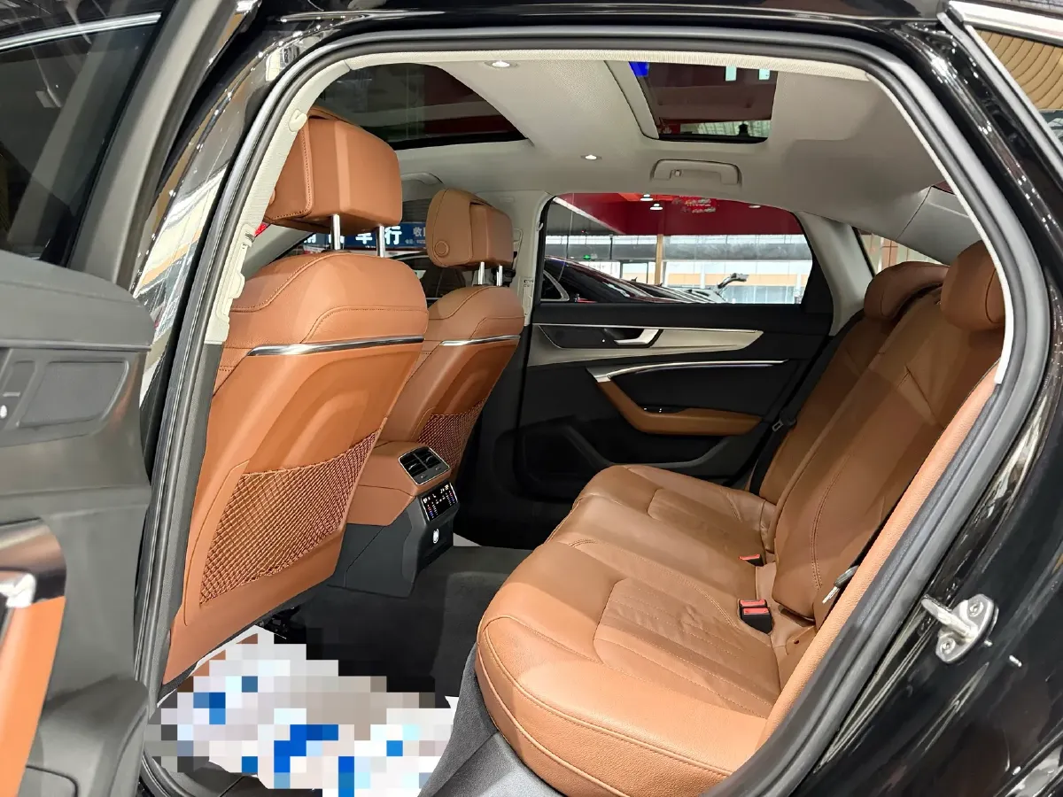 2020 Audi A6L 2.0T 224HP L4 7DCT,autocango,china used car exporter,china ev exporter,chinese used car exporter,chinese used ev exporter