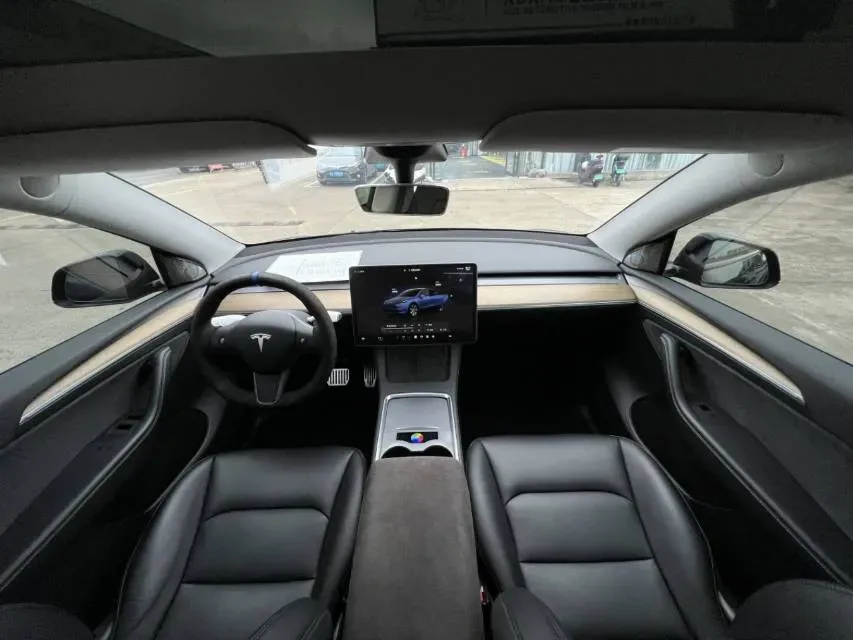 2022 Tesla Model Y BEV 60KWH,autocango,china used car exporter,china ev exporter,chinese used car exporter,chinese used ev exporter