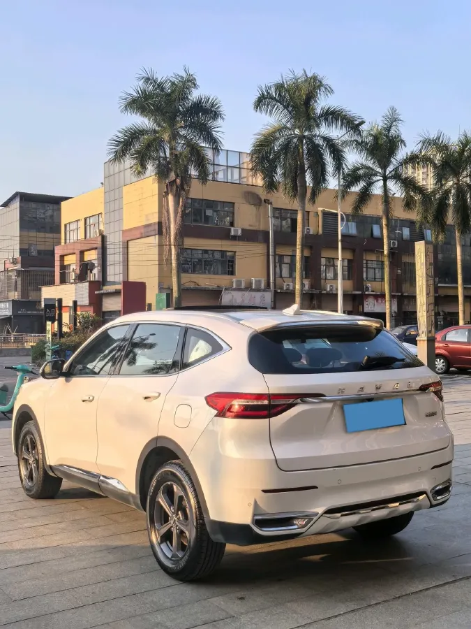 2019 Haval F7 1.5T 169HP L4 7DCT,autocango,china used car exporter,china ev exporter,chinese used car exporter,chinese used ev exporter