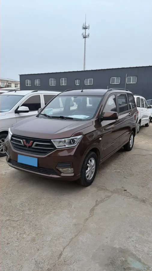 2019 WuLing HongGuang 1.5L 99HP L4 6MT,autocango,china used car exporter,china ev exporter,chinese used car exporter,chinese used ev exporter