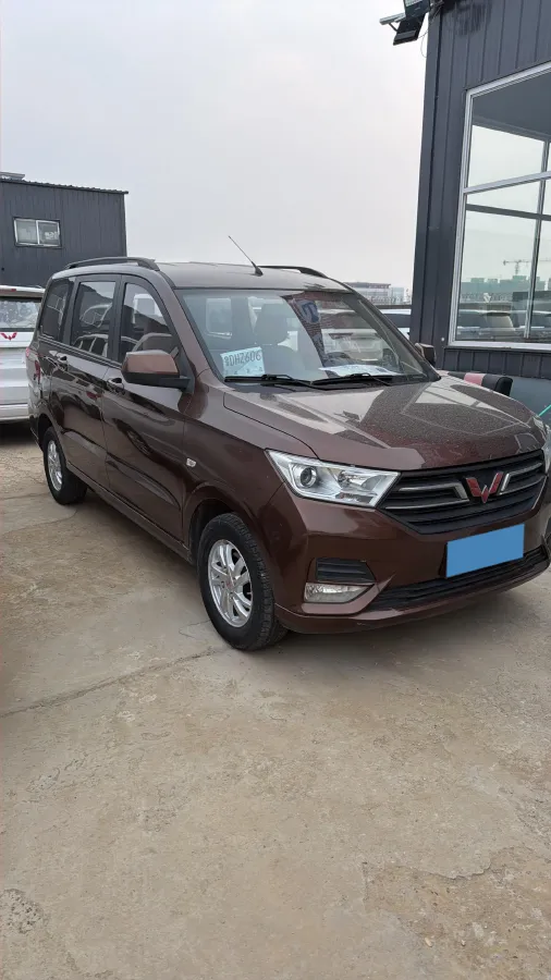 2019 WuLing HongGuang 1.5L 99HP L4 6MT,autocango,china used car exporter,china ev exporter,chinese used car exporter,chinese used ev exporter