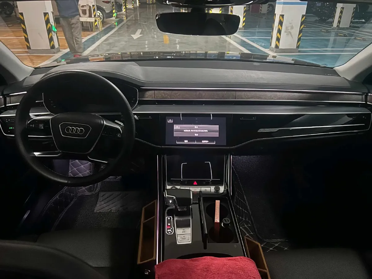 2021 Audi A8 3.0T 340HP V6 8AT,autocango,china used car exporter,china ev exporter,chinese used car exporter,chinese used ev exporter
