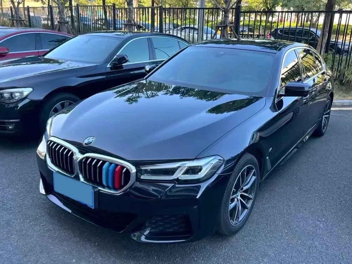 2022 BMW 5 Series 2.0T 184HP L4 8AT,autocango,china used car exporter,china ev exporter,chinese used car exporter,chinese used ev exporter