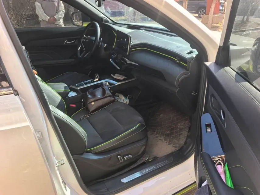 2021 Haval Rabbit 1.5T 184HP L4 7DCT,autocango,china used car exporter,china ev exporter,chinese used car exporter,chinese used ev exporter