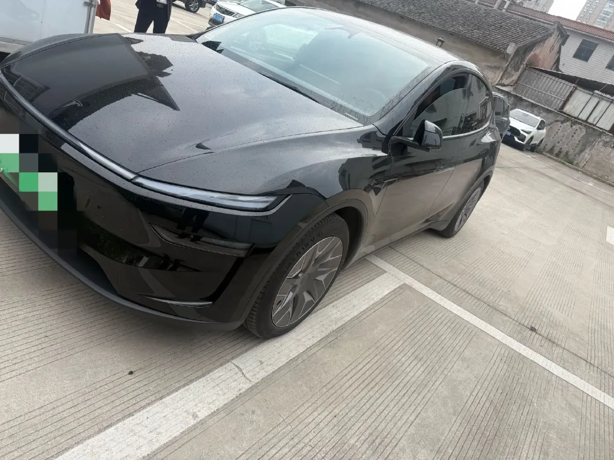 2025 Tesla Model Y L BEV,autocango,china used car exporter,china ev exporter,chinese used car exporter,chinese used ev exporter