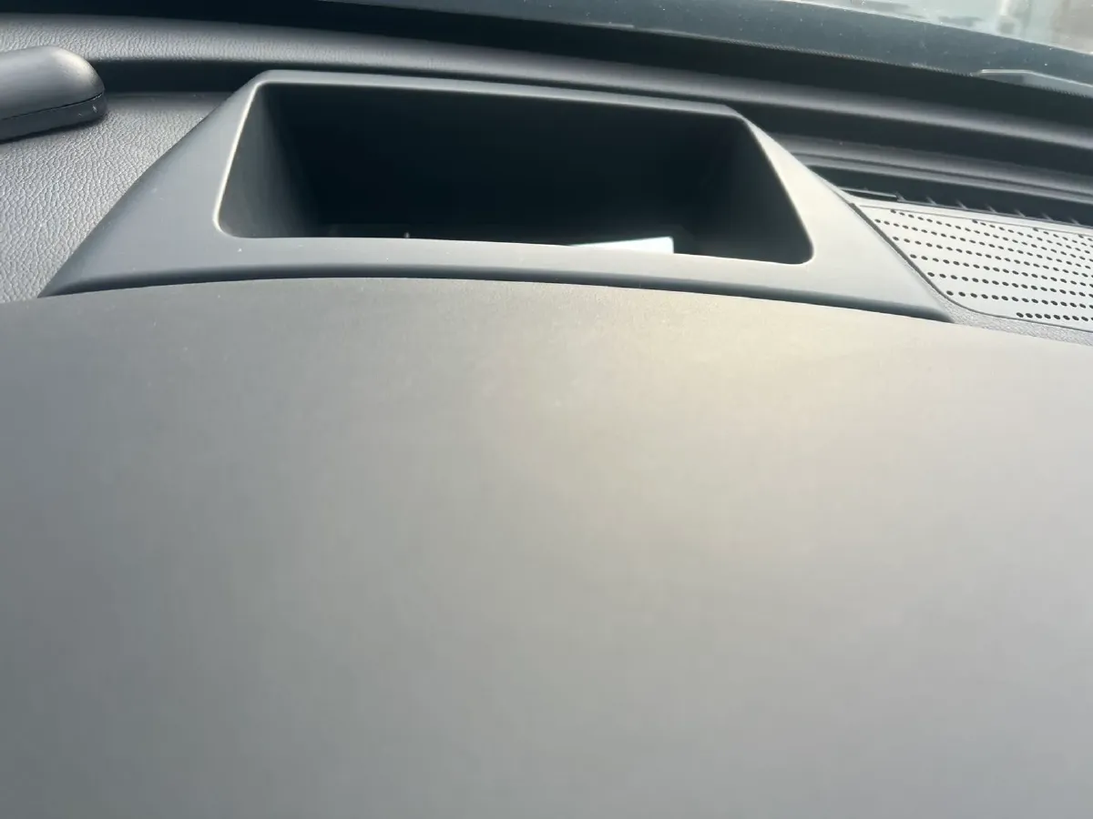 2022 HongQi HS5 2.0T 224HP L4 6AT,autocango,china used car exporter,china ev exporter,chinese used car exporter,chinese used ev exporter