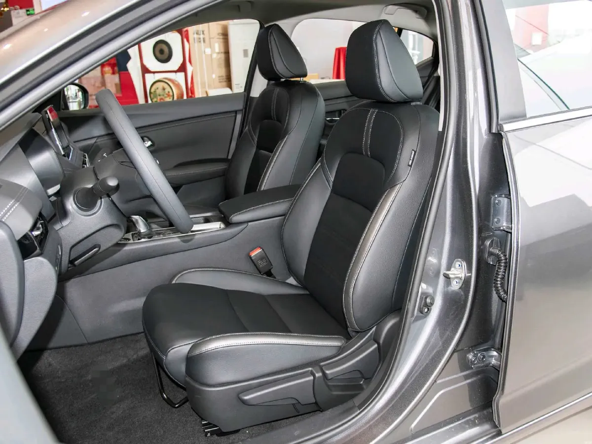 2025 Nissan Sylphy 1.6L 135HP L4 CVT,autocango,china used car exporter,china ev exporter,chinese used car exporter,chinese used ev exporter