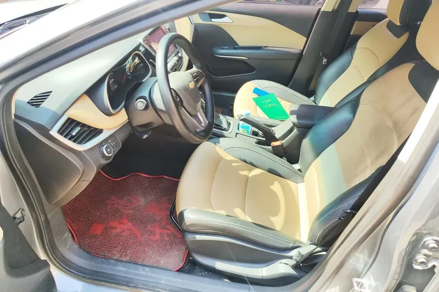 2021 Chevrolet Monza 1.5L 113HP L4 6AT,autocango,china used car exporter,china ev exporter,chinese used car exporter,chinese used ev exporter