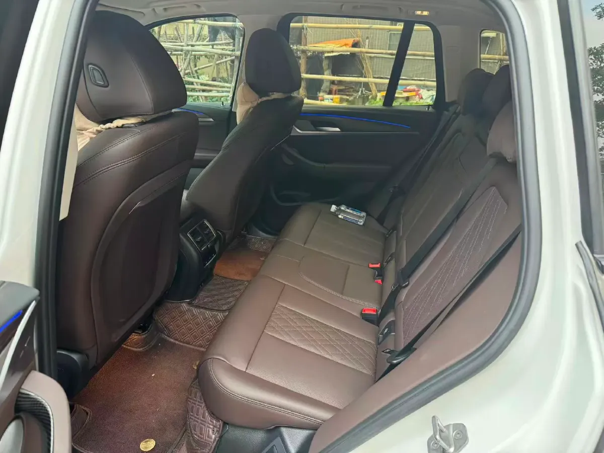 2022 BMW X3 2.0T 252HP L4 8AT,autocango,china used car exporter,china ev exporter,chinese used car exporter,chinese used ev exporter