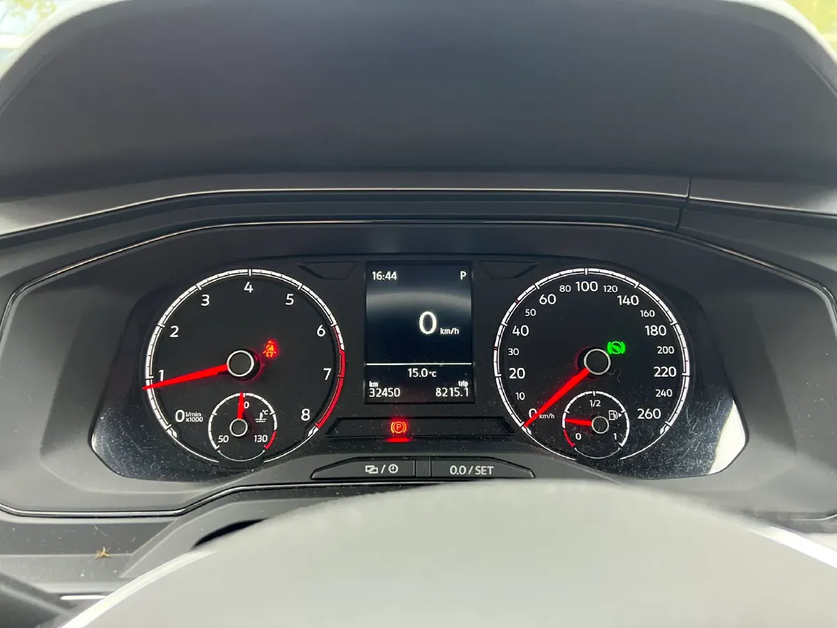 2019 Volkswagen Polo 1.5L 113HP L4 6AT,autocango,china used car exporter,china ev exporter,chinese used car exporter,chinese used ev exporter