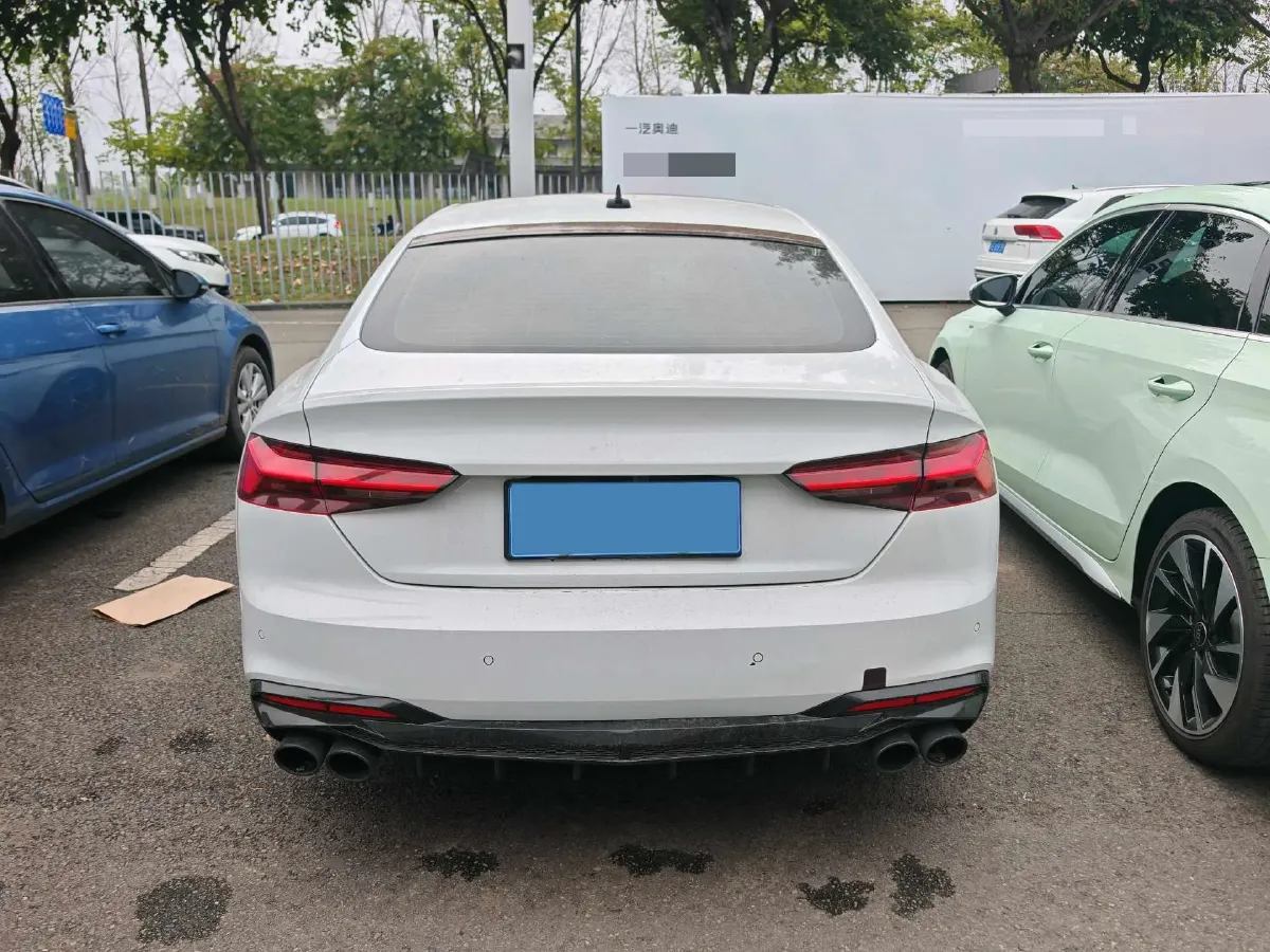 2021 Audi A5 2.0T 252HP L4 7DCT,autocango,china used car exporter,china ev exporter,chinese used car exporter,chinese used ev exporter