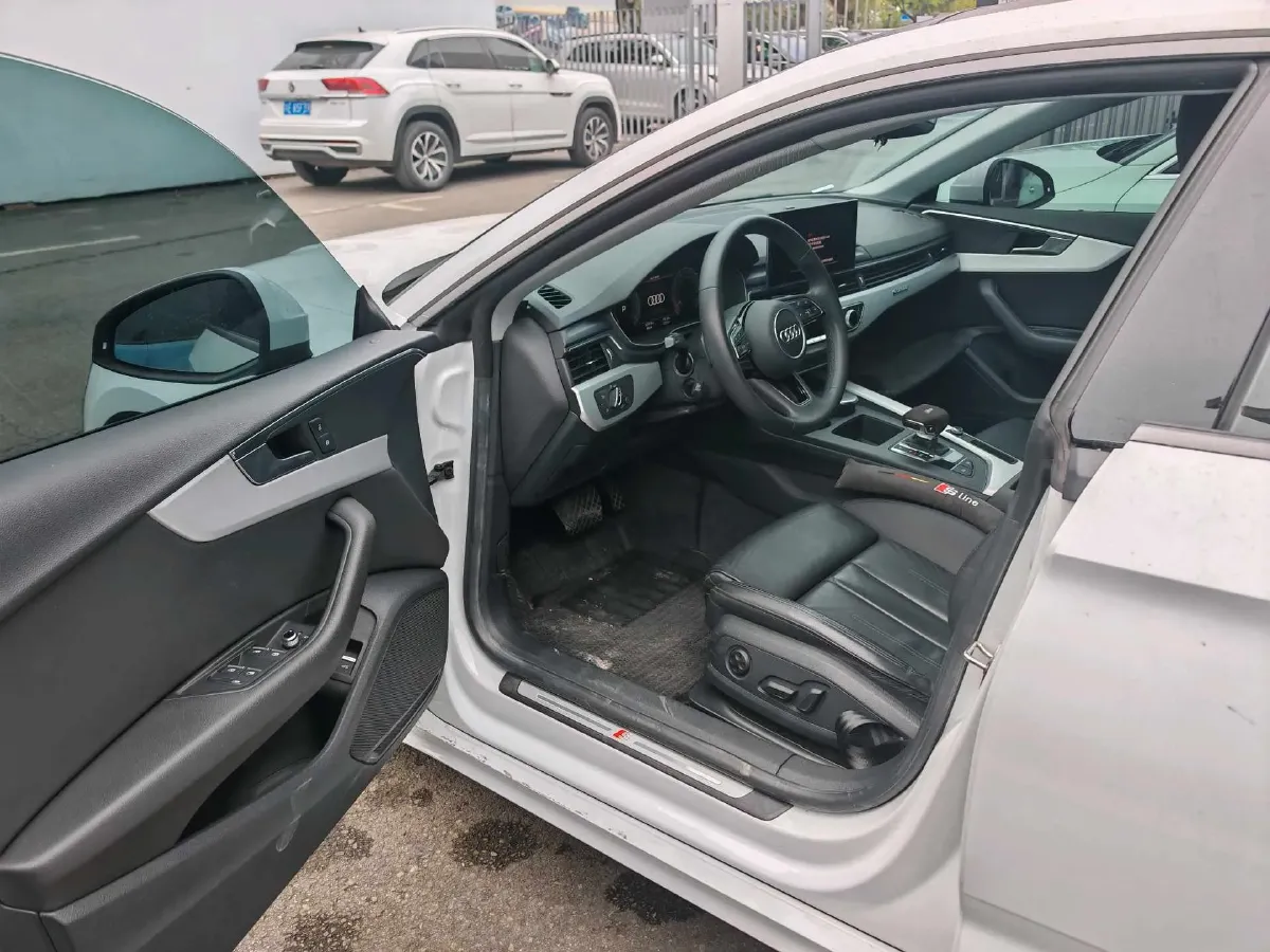 2021 Audi A5 2.0T 252HP L4 7DCT,autocango,china used car exporter,china ev exporter,chinese used car exporter,chinese used ev exporter