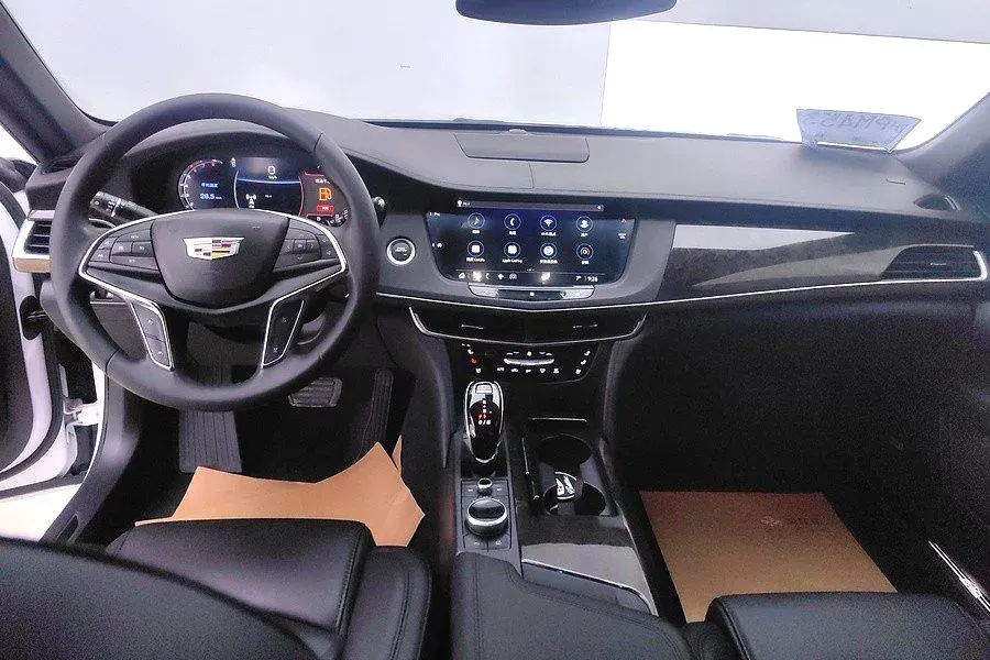 2021 Cadillac CT6 2.0T 237HP L4 10AT,autocango,china used car exporter,china ev exporter,chinese used car exporter,chinese used ev exporter