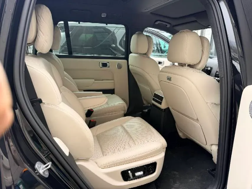 2022 Li L9 Range Extended 154HP REEV 42.6KWH,autocango,china used car exporter,china ev exporter,chinese used car exporter,chinese used ev exporter