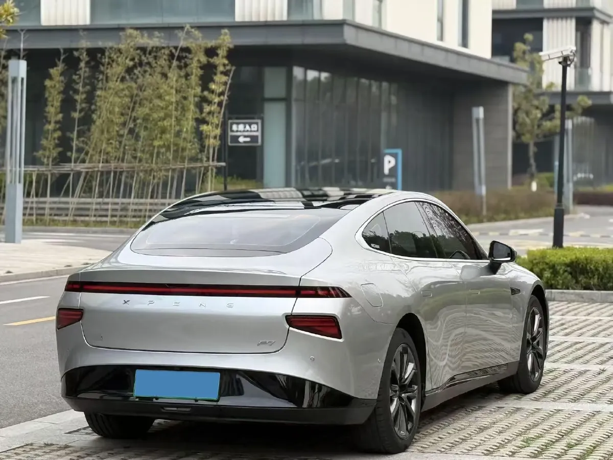 2020 DS 7 1.6T 215HP L4 8AT,autocango,china used car exporter,china ev exporter,chinese used car exporter,chinese used ev exporter