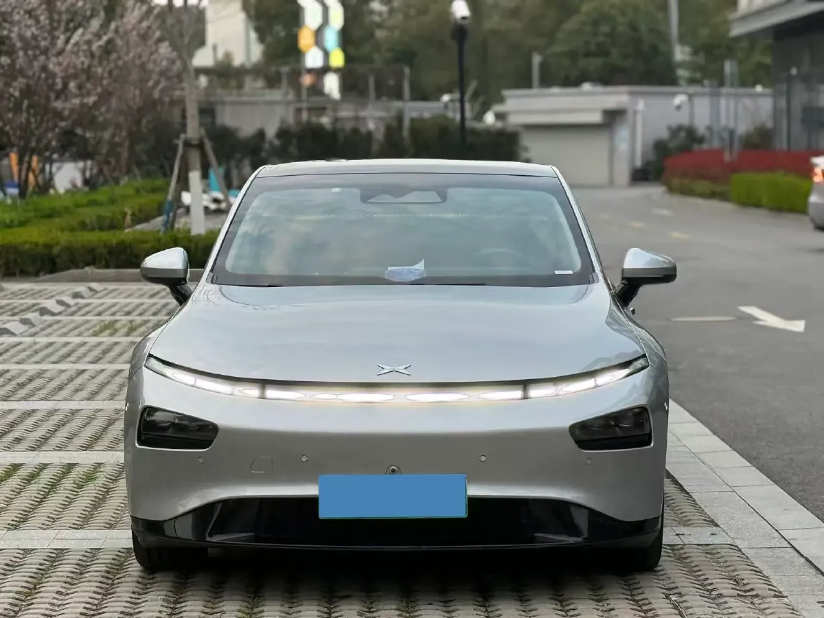 2020 DS 7 1.6T 215HP L4 8AT,autocango,china used car exporter,china ev exporter,chinese used car exporter,chinese used ev exporter