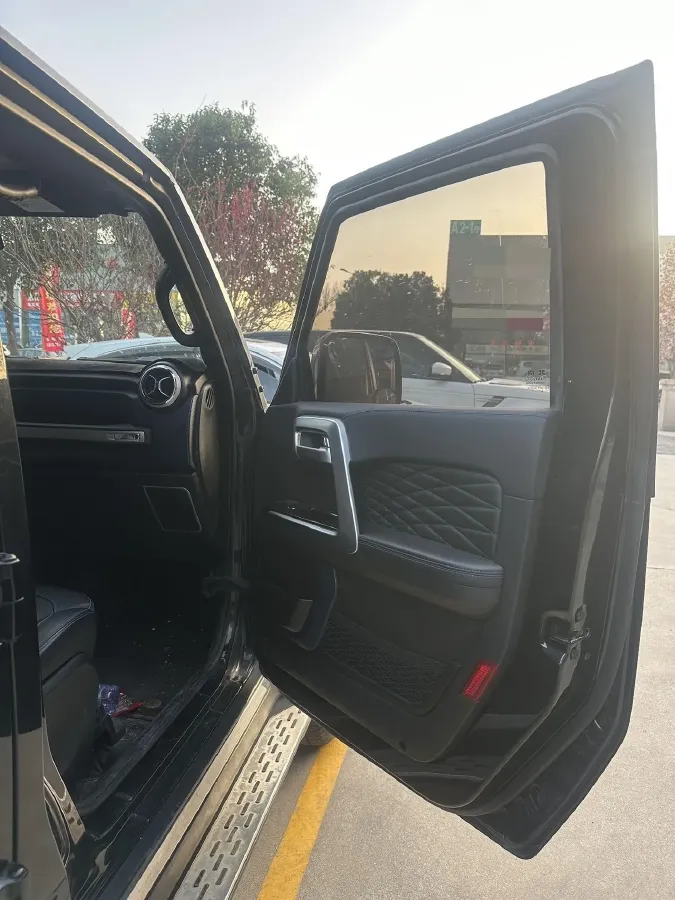 2020 Beijing BJ40 2.0T 224HP L4 8AT,autocango,china used car exporter,china ev exporter,chinese used car exporter,chinese used ev exporter