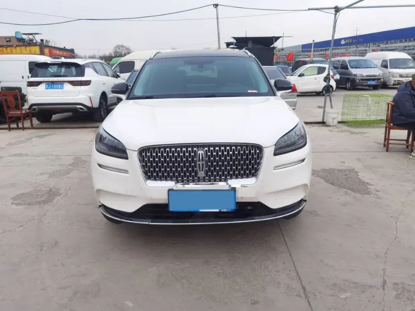 2021 Lincoln Corsair 2.0T 245HP L4 8AT,autocango,china used car exporter,china ev exporter,chinese used car exporter,chinese used ev exporter