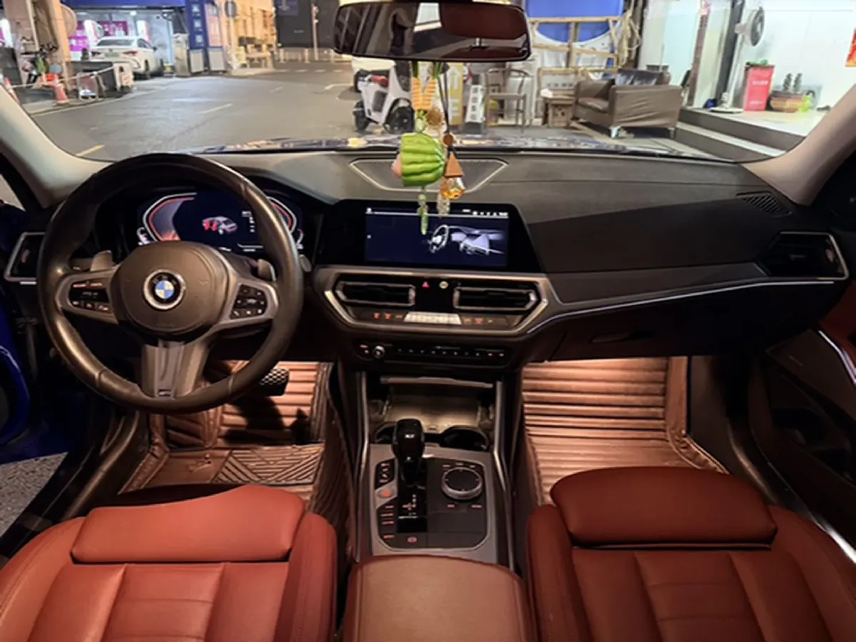 2021 BMW 3 Series 2.0T 184HP L4 8AT,autocango,china used car exporter,china ev exporter,chinese used car exporter,chinese used ev exporter