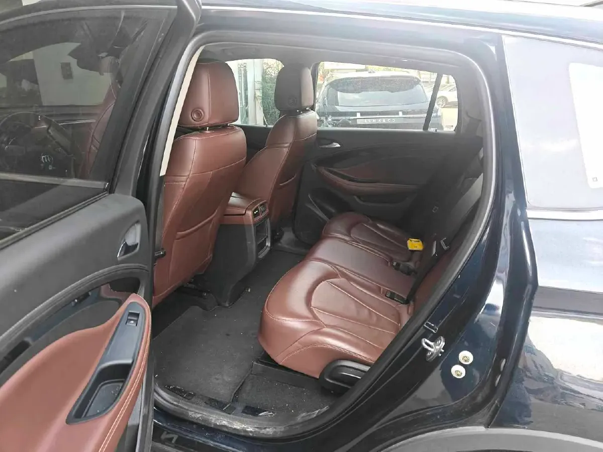 2020 Buick EnvisionPlus 2.0T 260HP L4 9AT,autocango,china used car exporter,china ev exporter,chinese used car exporter,chinese used ev exporter