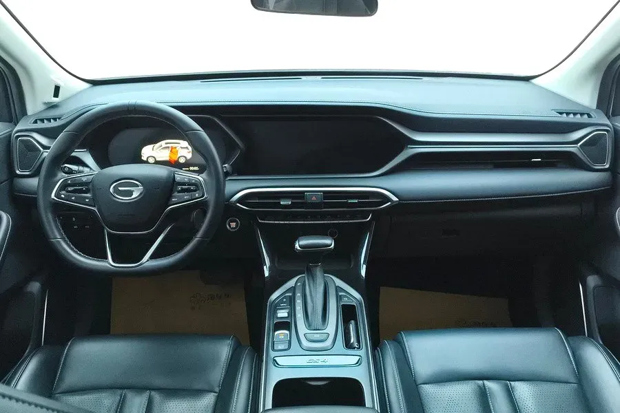 2022 GAC Trumpchi GS4 1.5T 169HP L4 6AT,autocango,china used car exporter,china ev exporter,chinese used car exporter,chinese used ev exporter