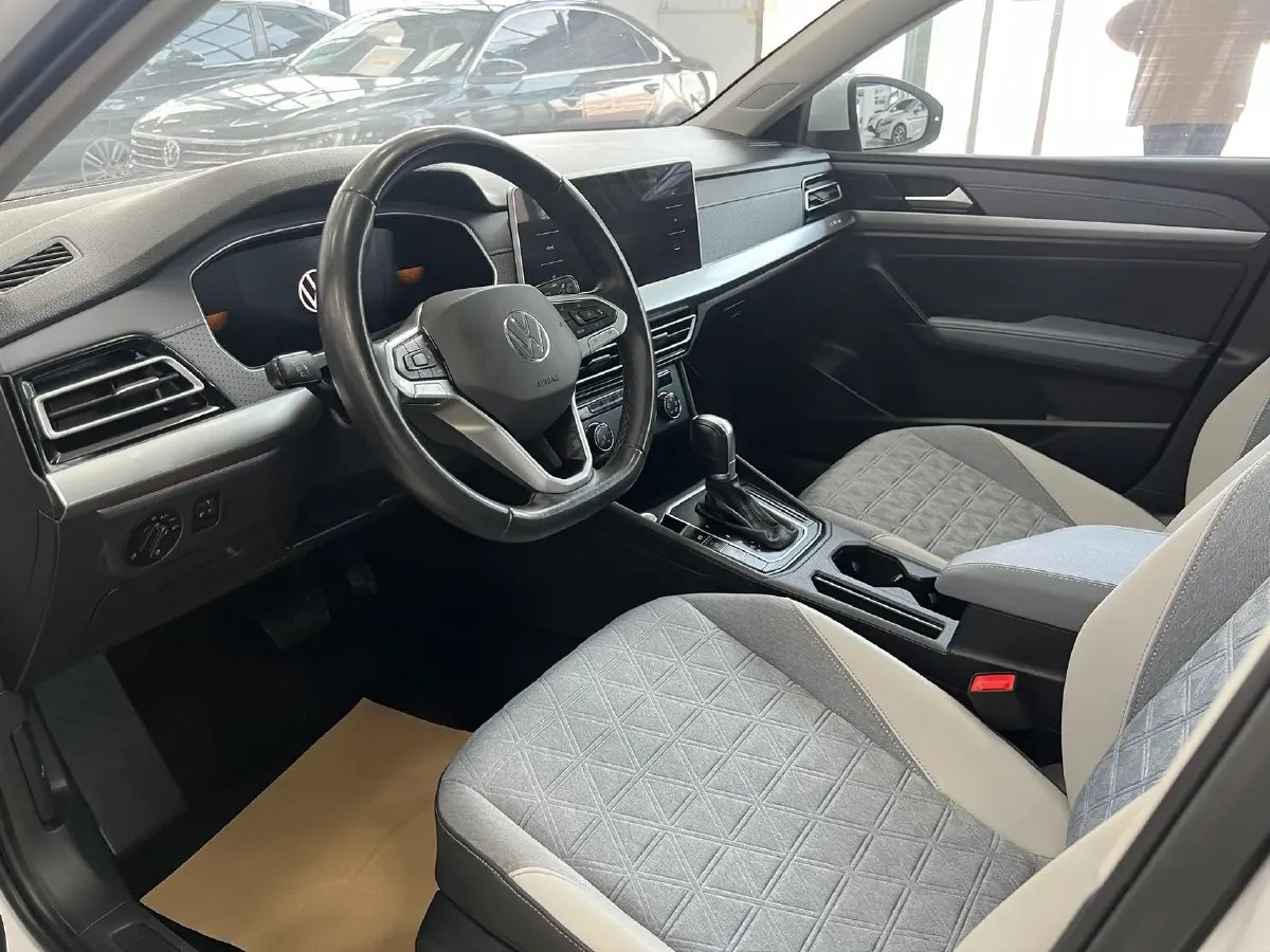 2023 Volkswagen Lavida 1.5L 113HP L4 6AT,autocango,china used car exporter,china ev exporter,chinese used car exporter,chinese used ev exporter