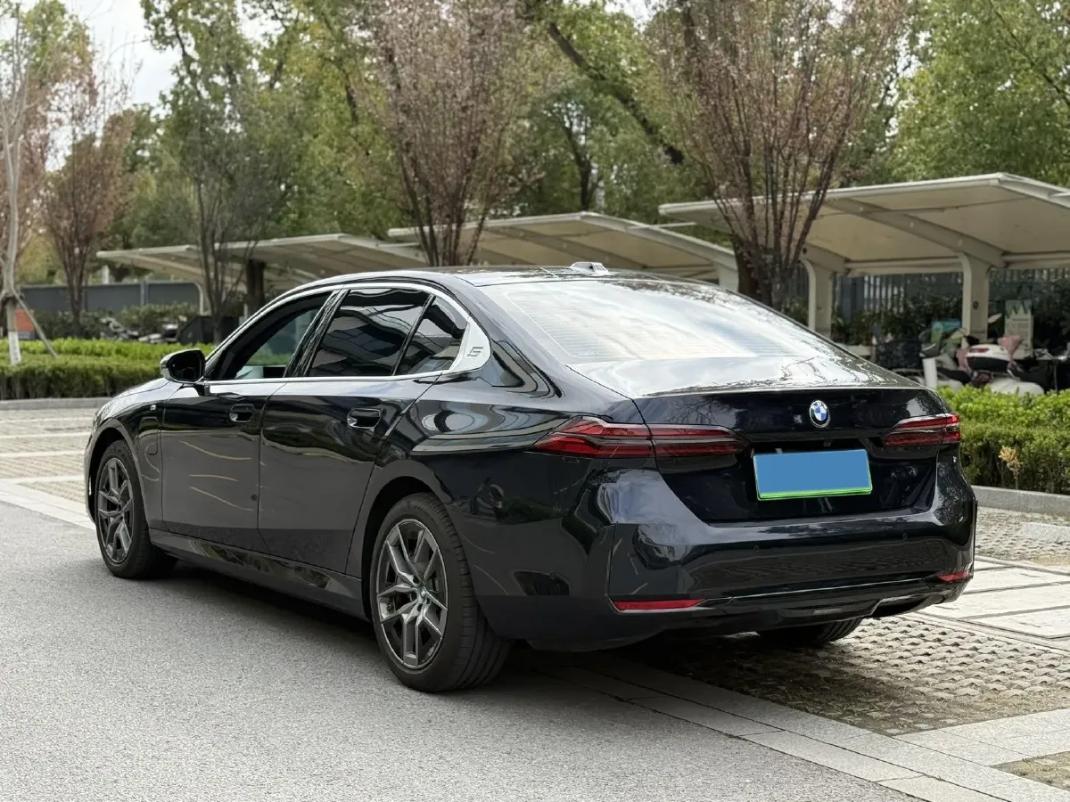 2024 BMW i5 BEV 79.05KWH,autocango,china used car exporter,china ev exporter,chinese used car exporter,chinese used ev exporter