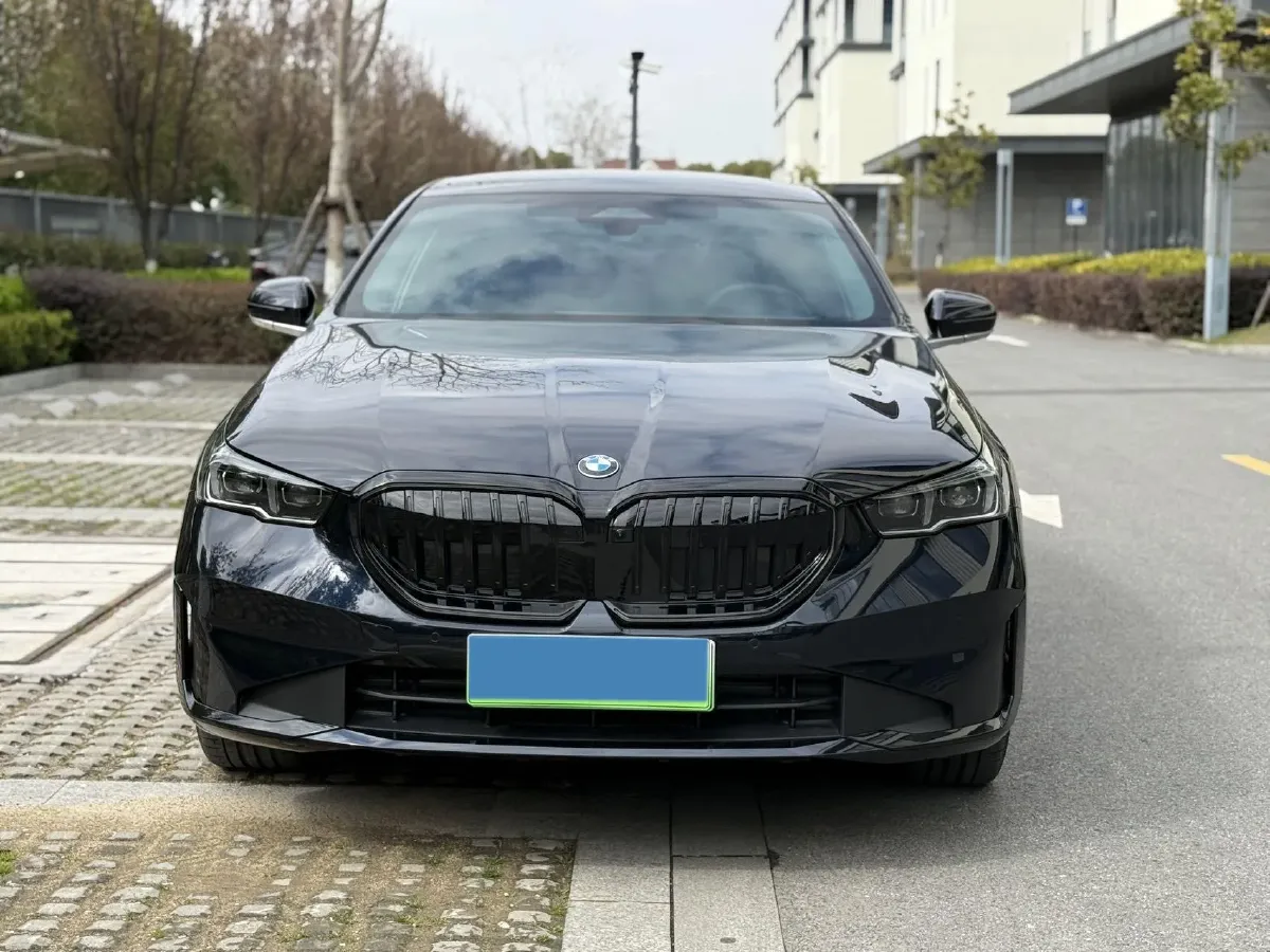 2024 BMW i5 BEV 79.05KWH,autocango,china used car exporter,china ev exporter,chinese used car exporter,chinese used ev exporter