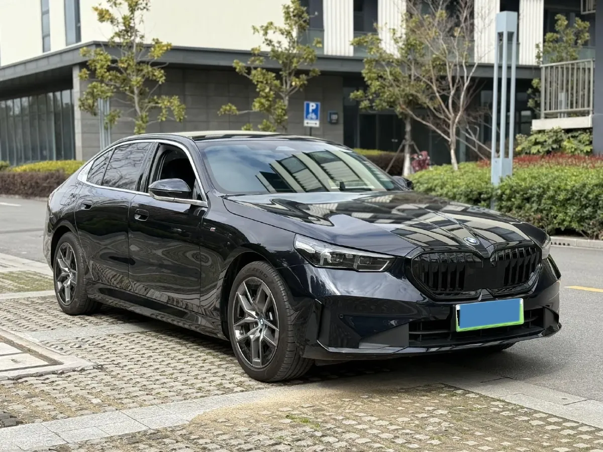 2024 BMW i5 BEV 79.05KWH,autocango,china used car exporter,china ev exporter,chinese used car exporter,chinese used ev exporter