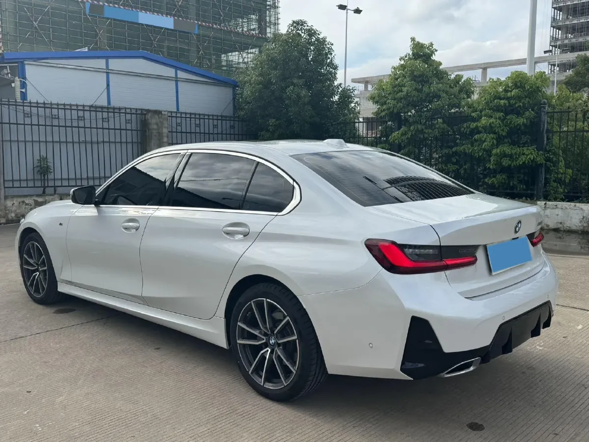 2025 BMW 3 Series 2.0T 184HP L4 8AT,autocango,china used car exporter,china ev exporter,chinese used car exporter,chinese used ev exporter