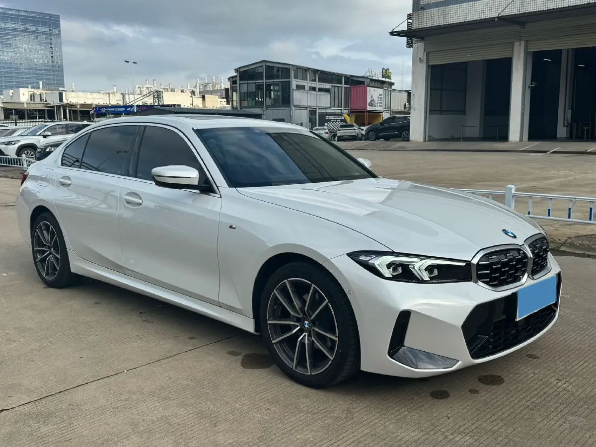 2025 BMW 3 Series 2.0T 184HP L4 8AT,autocango,china used car exporter,china ev exporter,chinese used car exporter,chinese used ev exporter