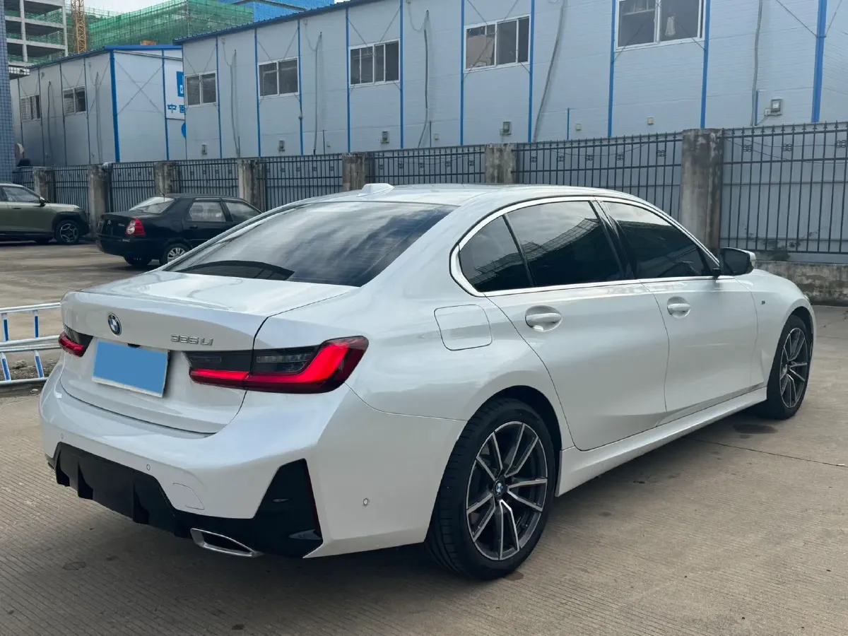 2025 BMW 3 Series 2.0T 184HP L4 8AT,autocango,china used car exporter,china ev exporter,chinese used car exporter,chinese used ev exporter