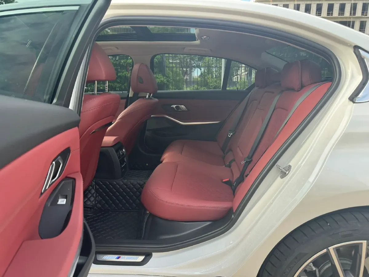 2025 BMW 3 Series 2.0T 184HP L4 8AT,autocango,china used car exporter,china ev exporter,chinese used car exporter,chinese used ev exporter