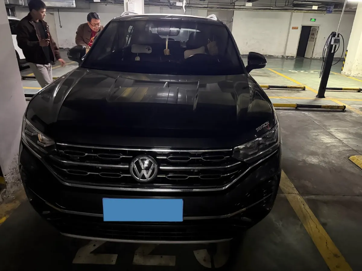 2020 Volkswagen Tayron 2.0T 220HP L4 7DCT,autocango,china used car exporter,china ev exporter,chinese used car exporter,chinese used ev exporter