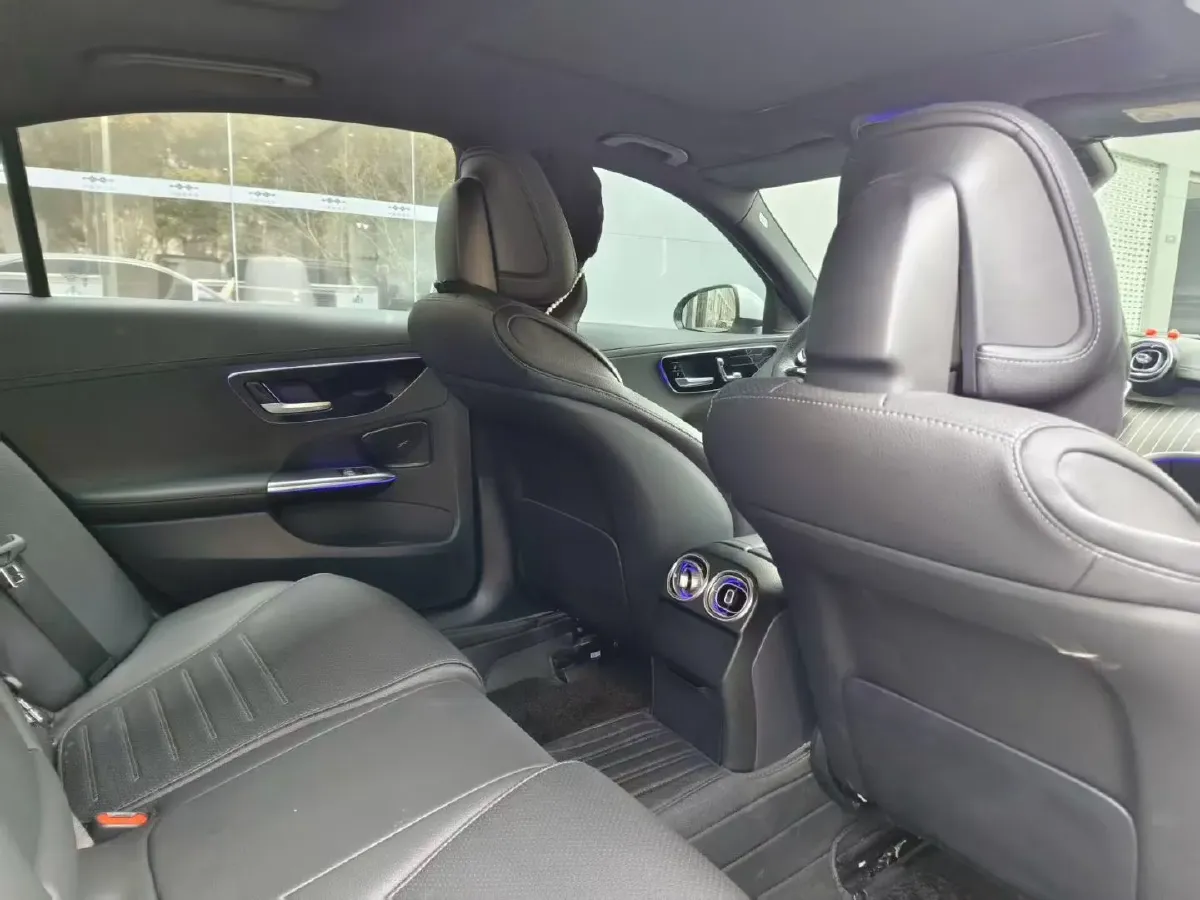 2023 Mercedes-Benz C Class 1.5T 204HP L4 9AT,autocango,china used car exporter,china ev exporter,chinese used car exporter,chinese used ev exporter