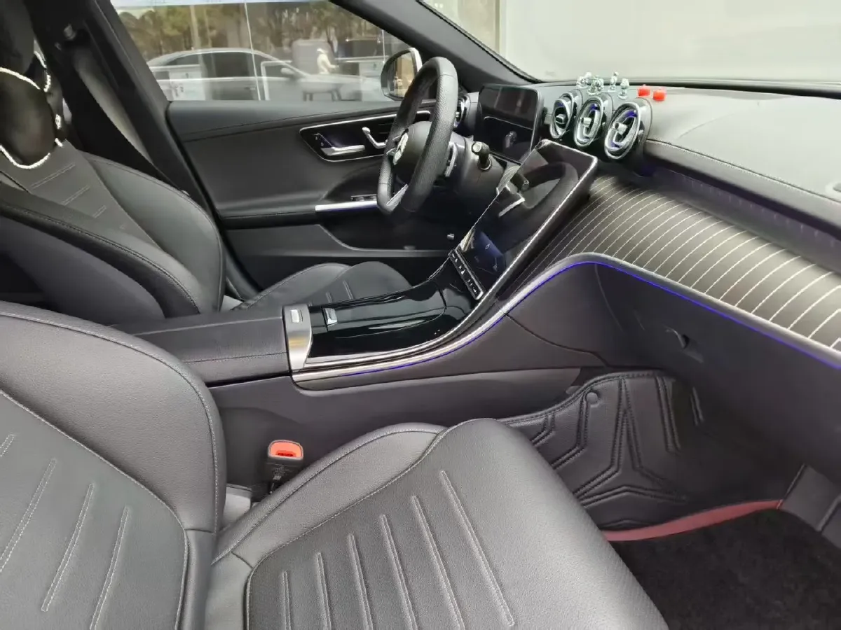 2023 Mercedes-Benz C Class 1.5T 204HP L4 9AT,autocango,china used car exporter,china ev exporter,chinese used car exporter,chinese used ev exporter