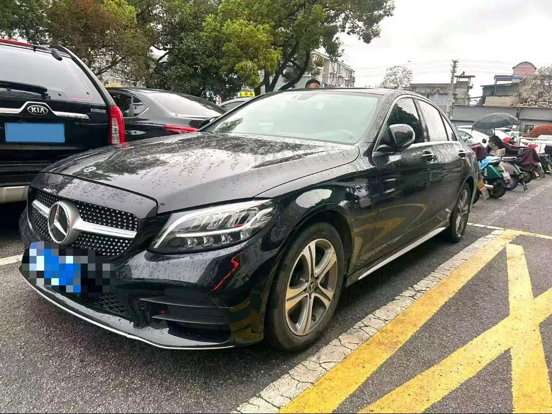 2020 Mercedes-Benz C Class 1.5T 184HP L4 9AT,autocango,china used car exporter,china ev exporter,chinese used car exporter,chinese used ev exporter