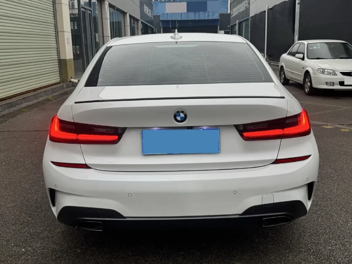 2022 BMW 3 Series 2.0T 184HP L4 8AT,autocango,china used car exporter,china ev exporter,chinese used car exporter,chinese used ev exporter