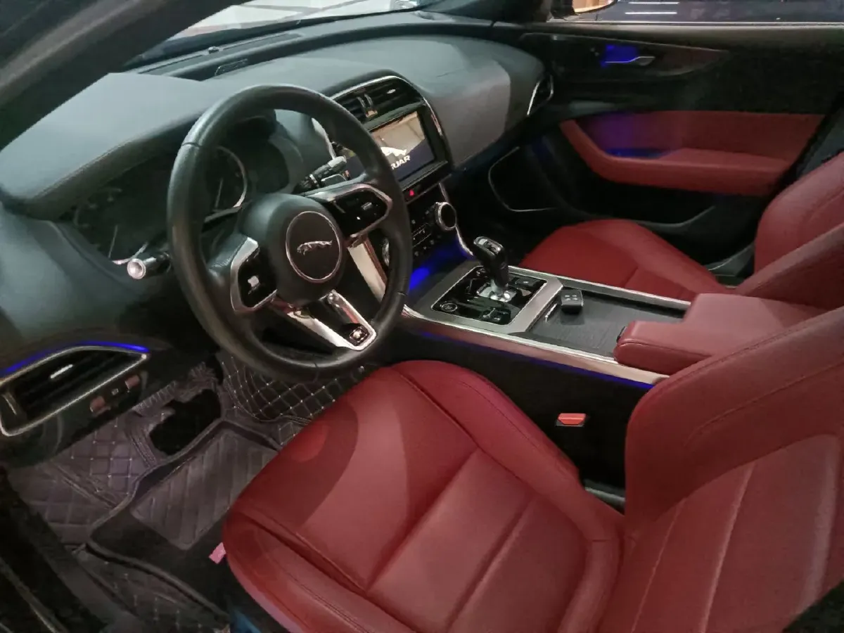 2020 Jaguar XEL 2.0T 200HP L4 8AT,autocango,china used car exporter,china ev exporter,chinese used car exporter,chinese used ev exporter