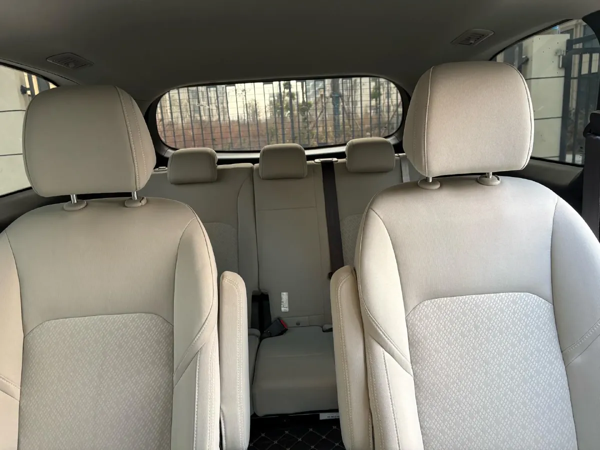 2022 MAXUS DaJia 5 BEV 61.1KWH,autocango,china used car exporter,china ev exporter,chinese used car exporter,chinese used ev exporter