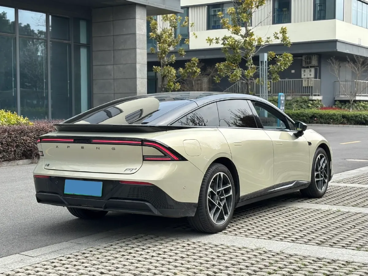 2024 Xpeng P7+ BEV 76.3KWH,autocango,china used car exporter,china ev exporter,chinese used car exporter,chinese used ev exporter