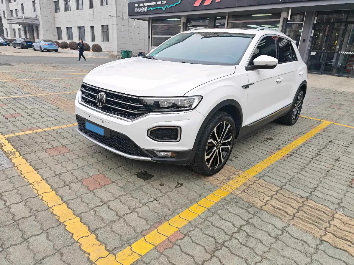 2021 Volkswagen T-Roc 1.4T 150HP L4 7DCT,autocango,china used car exporter,china ev exporter,chinese used car exporter,chinese used ev exporter