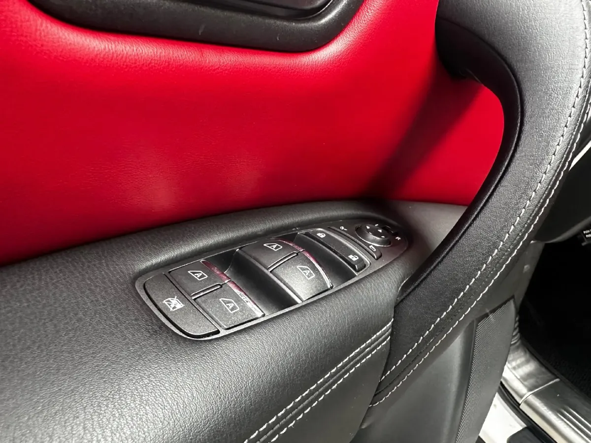 2020 Nissan Terra 2.5L 193HP L4 7AT,autocango,china used car exporter,china ev exporter,chinese used car exporter,chinese used ev exporter