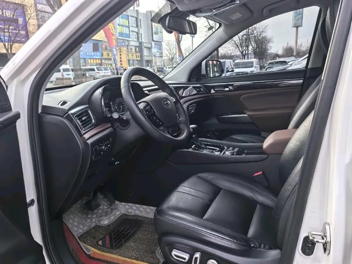 2017 GAC Trumpchi GS8 2.0T 201HP L4 6AT,autocango,china used car exporter,china ev exporter,chinese used car exporter,chinese used ev exporter